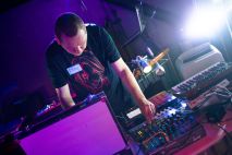 Roz^(B)^FIT järjesti musiikkiesityksen